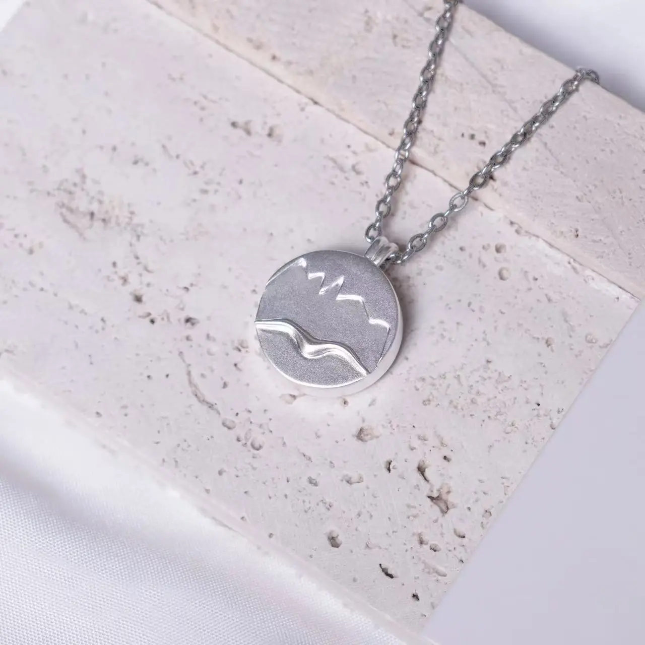 mountain-rendezvous-soundwave-necklace-5 Mountain Rendezvous Soundwave Necklace - Image 1